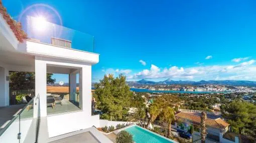 Luxury villa with fantastic sea view in top location in Santa Ponsa